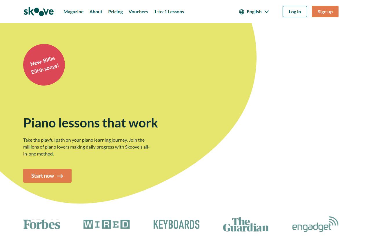 Skoove homepage showing its guided piano lesson offer in August 2026